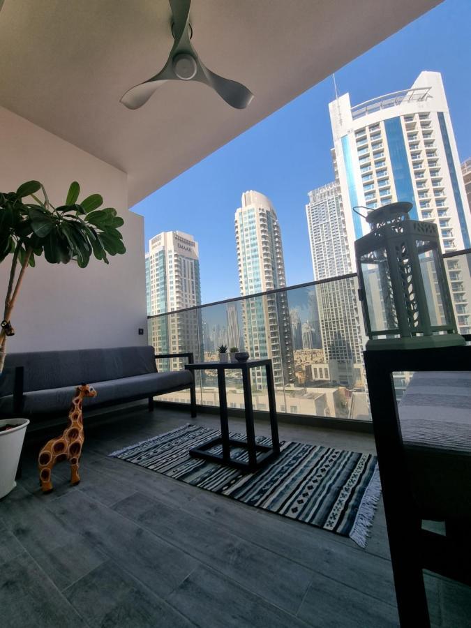 Апартаменты Urban Getaway Dubai Downtown Экстерьер фото